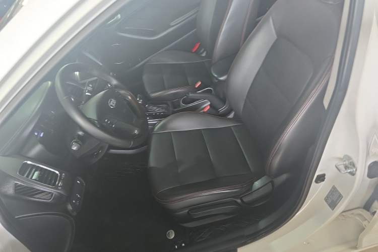 Used Kia K3 2016 1.6L Automatic GLS
