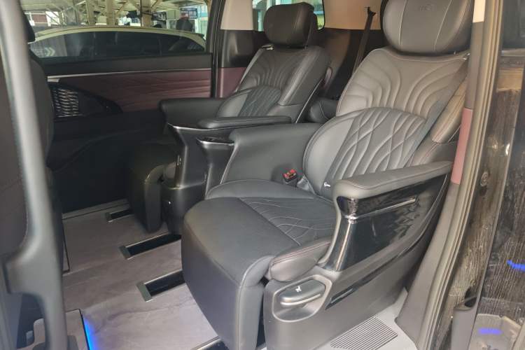 Used GAC Trumpchi M8 2024 Master Series 400T Prestige Edition