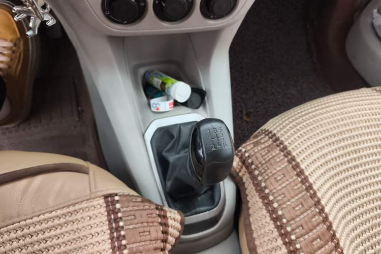 Used Peugeot 301 2014 1.6L Manual Comfort Edition Gear Lever