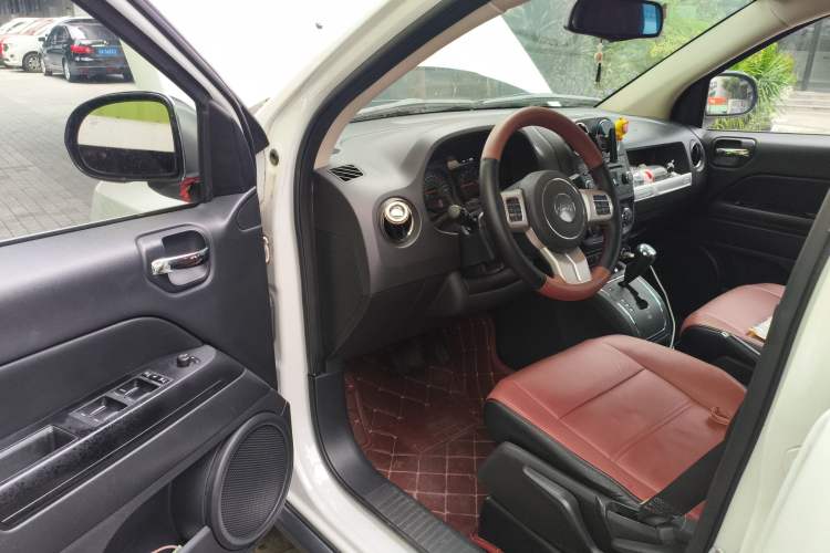 Used Jeep Compass 2014 Revised Version 2.0L Two-Wheel Drive Entry-Level Edition