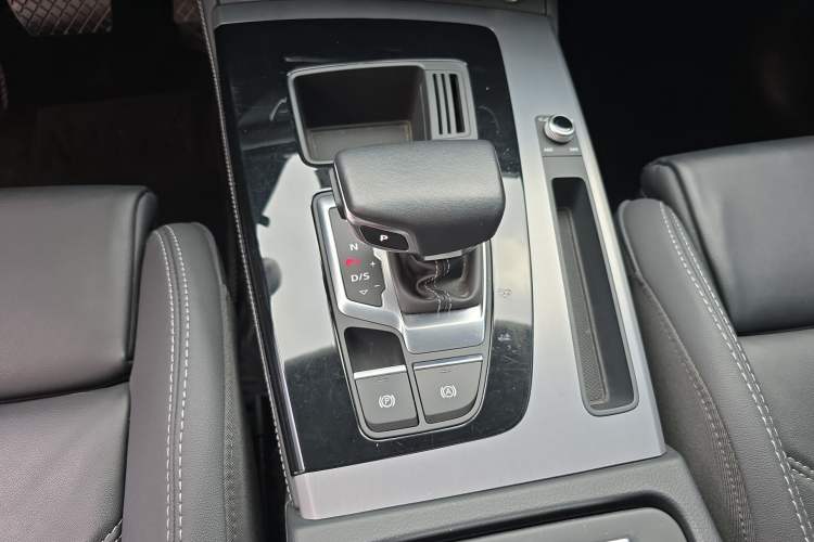 Used Audi Q5L 2022 40T RS Package Performance Model