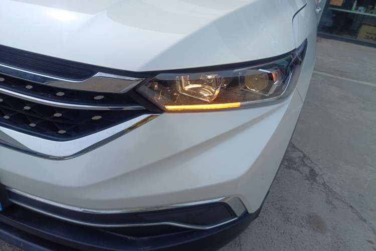 Used Dongfeng Aeolus AX7 2021 1.5T Manual ZhiXiang Edition