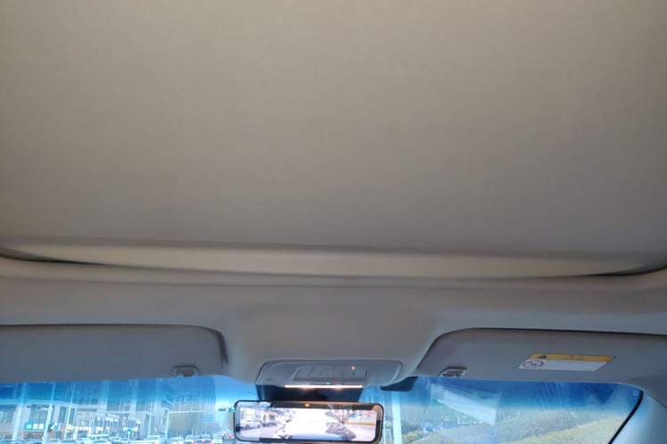 Used Buick GL8 2021 Land Cruiser Executive 652T Premium Model