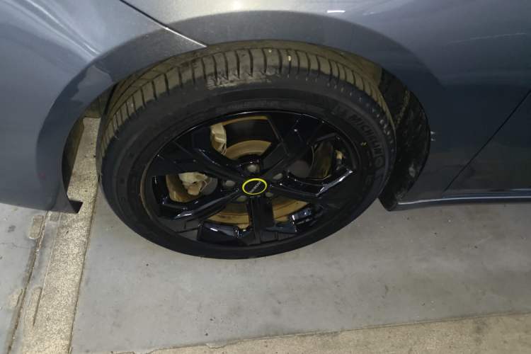 Used Roewe i6 MAX 2020 300TGI Automatic "Swell Cool Smart Drive" Edition
