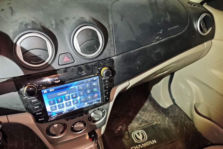 Used CHANGAN Alsvin V3 2012 1.3L Manual Luxury Version China IV Standard
