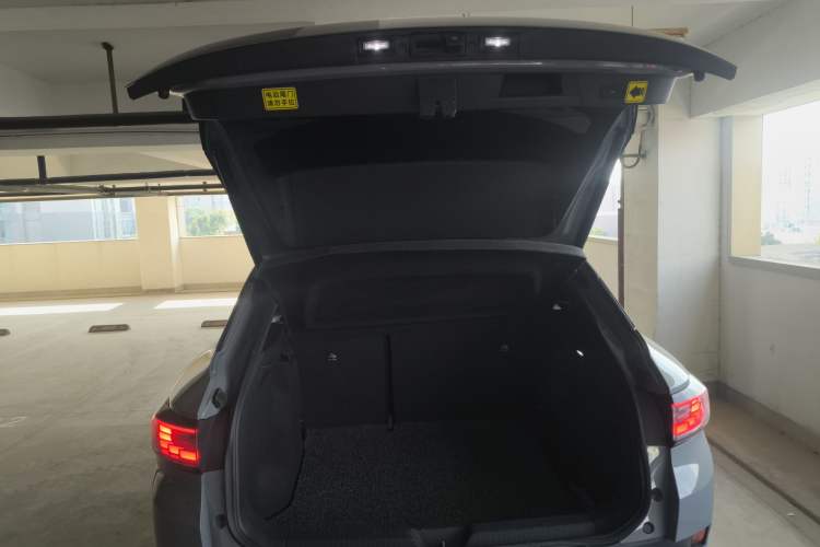 Used Volkswagen ID.4 CROZZ 2021 Long-Range PURE+ Two-Wheel Drive Version
