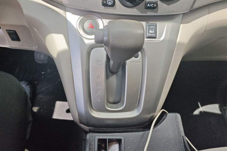 Used Nissan NV200 2016 Revised Version 1.6L CVT Deluxe Edition
