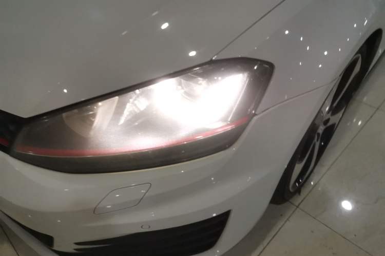 Used Volkswagen Golf GTI 2016 2.0 TSI GTI Left Front Headlight
