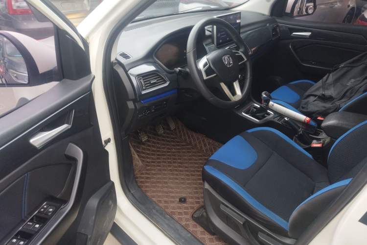 Used BAIC Weiwang M60 2017 1.5L Manual Silver Edition Driver Seat