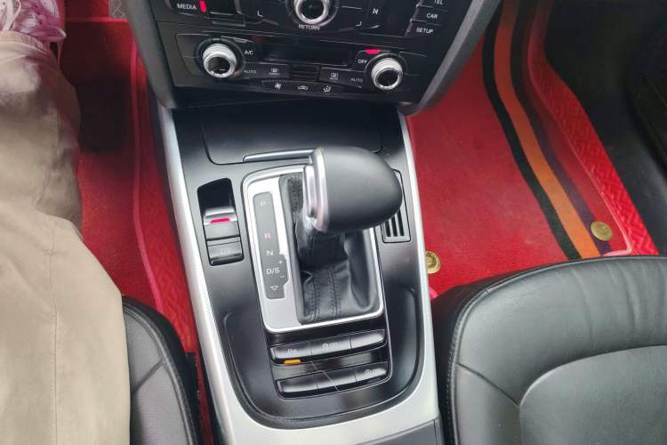 Used Audi A4L 2013 35 TFSI Automatic Standard Model
