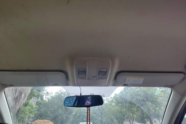 Used Mazda 3 Axela 2016 Sedan 1.5L Automatic Comfort Model
