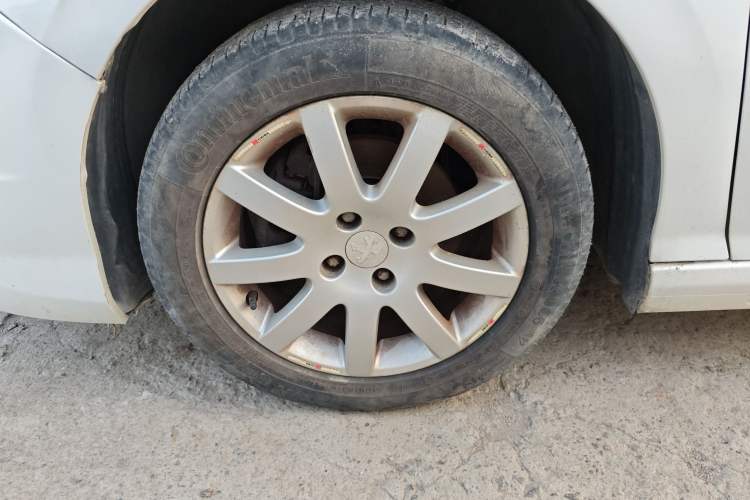 Used Peugeot 308 2014 Enjoy Edition Classic 1.6L Manual Fashion Model
