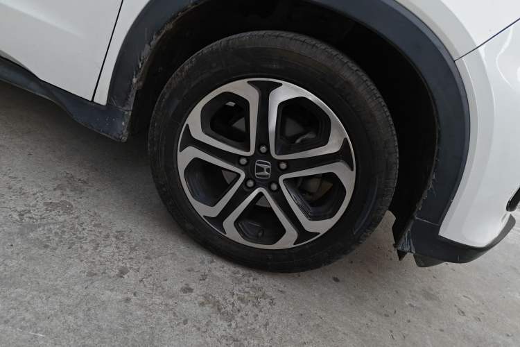 Used Honda XR-V 2015 1.8L VTi CVT Luxury Edition
