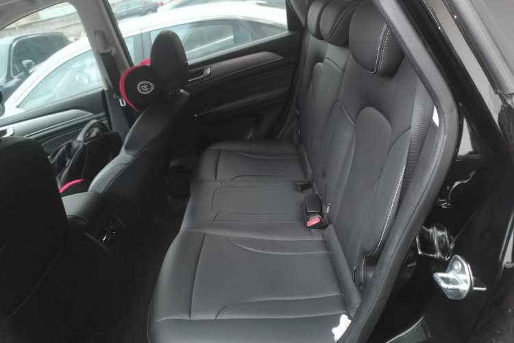 Used Haval M6 2021 PLUS 1.5T Manual Luxury Smart Connectivity Model
