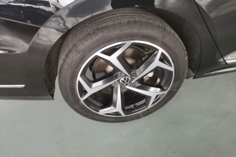 Used Volkswagen Passat 2023 330TSI Starry Luxury Edition Exterior 5