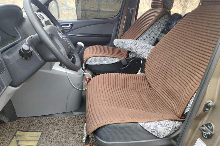 Used Foton Scenic G5 2022 2.0L Gasoline Commercial Version Open-Window 5/6-Seater 1TZS
