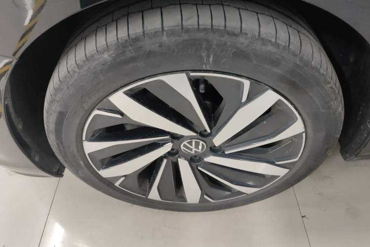 Used Volkswagen Passat 2025 Premium Version 380TSI Dragon Edition