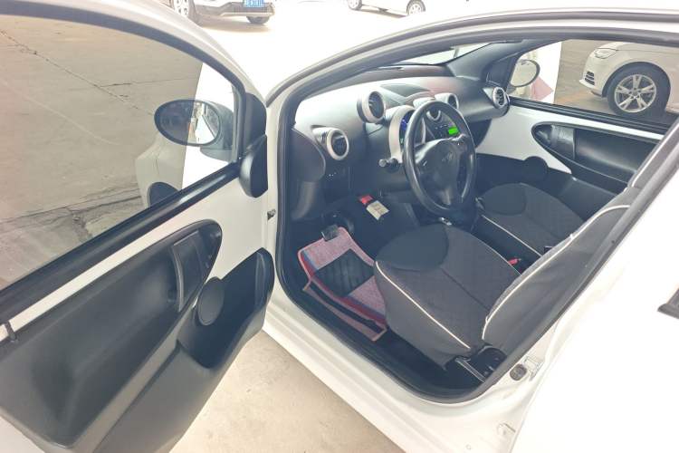 Used BYD F0 2015 1.0L AMT XuanKu Model
