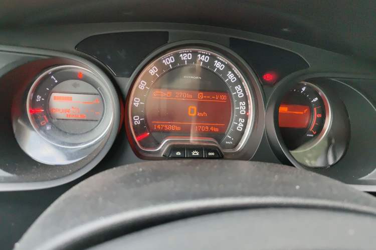 Used Citroen C5 2014 2.0L Automatic Zunyue Model