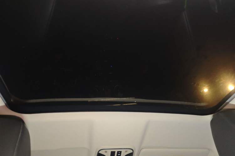 Used Wey VV5 2017 2.0T Ultra-Luxury Version
