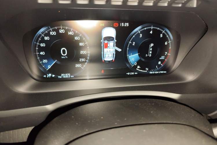 Used Volvo XC90 2020 T6 Zhiya Luxury 7-Seater Odometer Close Up