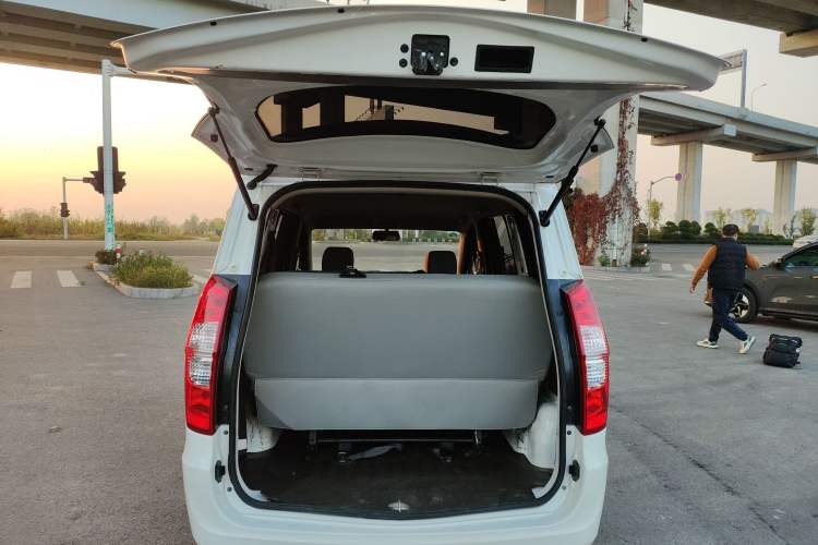 Used Wuling Hongguang 2020 1.2L S Base Model China VI LSI
