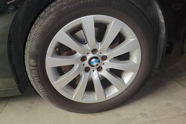 Used BMW 5 Series GT 2011 535i Elegant Edition