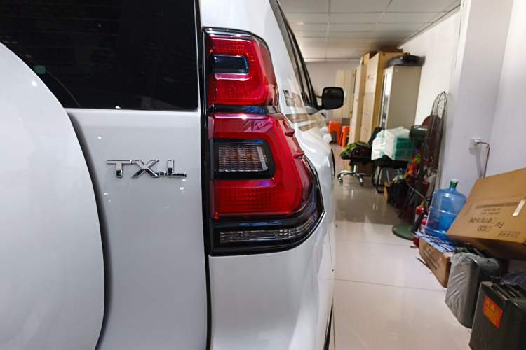 Used Toyota Prado 2018 3.5L Automatic TX
