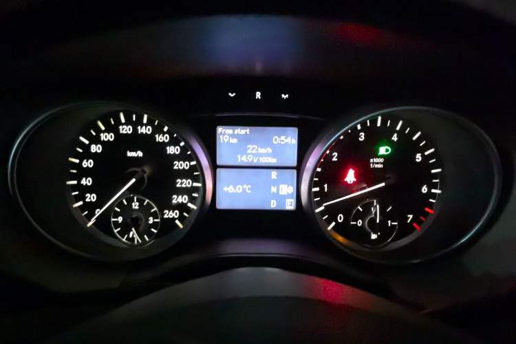 Used Mercedes-Benz R-Class 2011 R 350 L 4MATIC Instrument Cluster