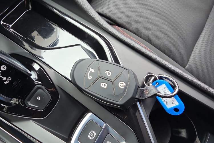 Used Lynk & Co 02 2018 1.5T DCT Two-Wheel Drive Pro Version China V Emission Standard
