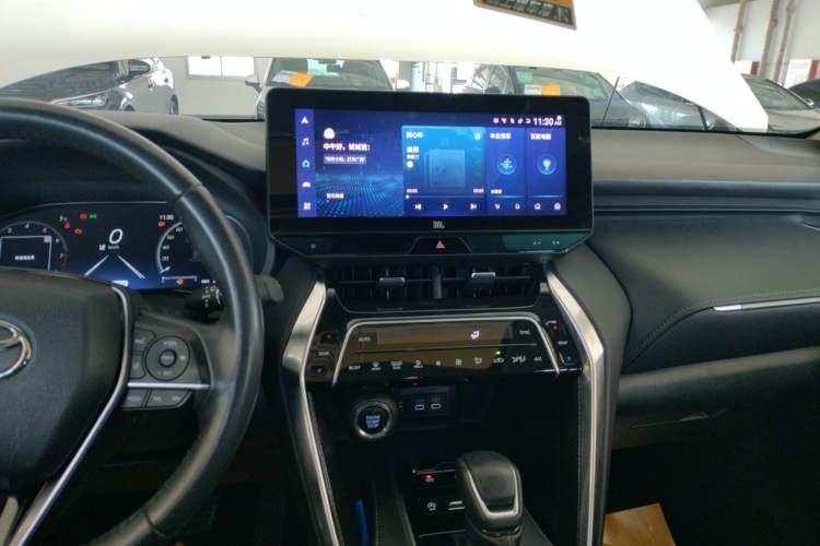 Used Toyota Venza 2023 2.0L CVT Two-Wheel Drive Prestige Version
