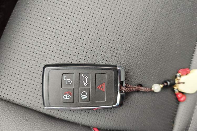 Used Land Rover Discovery Sport 2023 249 PS R-Dynamic S Performance Edition
