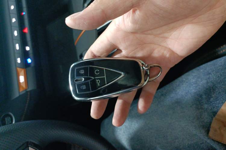 Used CHANGAN UNI-V 2022 1.5T Sport Edition Vehicle Key