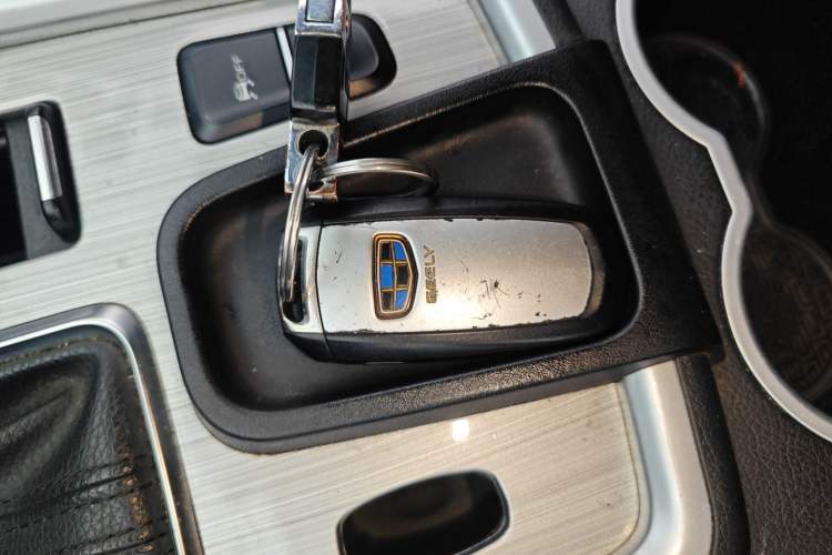 Used Geely Auto Vision X6 2016 1.3T CVT Flagship Model