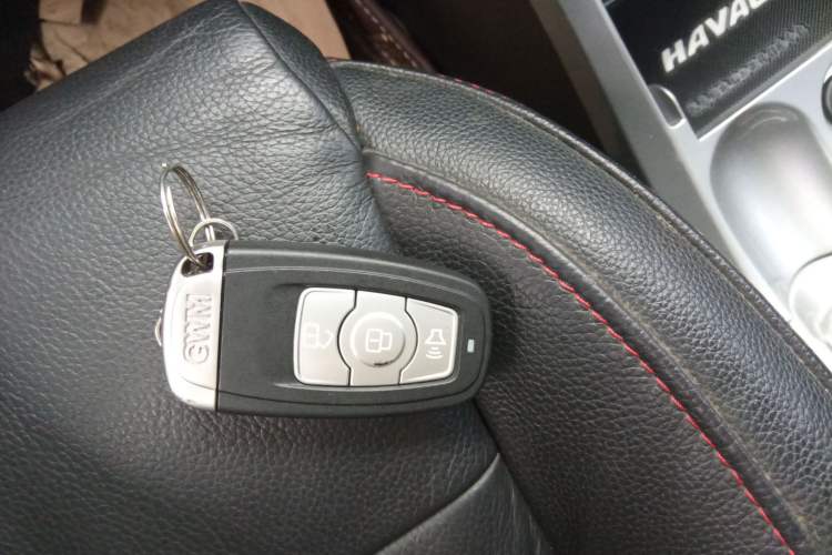 Used Haval H6 2013 Sports Edition 1.5T Manual Two-Wheel Drive Elite Model Interior 1