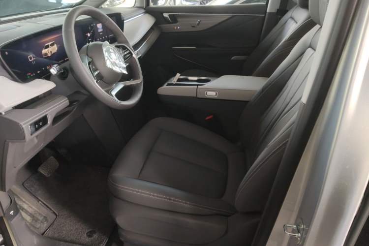 Used Buick GL8 2026 Model Lu Zun Smart Enjoyment Edition