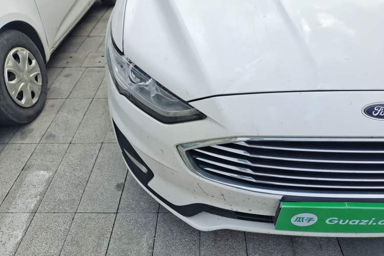 Used Ford Mondeo 2020 EcoBoost 200 Stylish Model Right Front Headlight