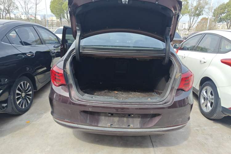 Used GAC Trumpchi GA6 2016 235T DCT Elite Edition
