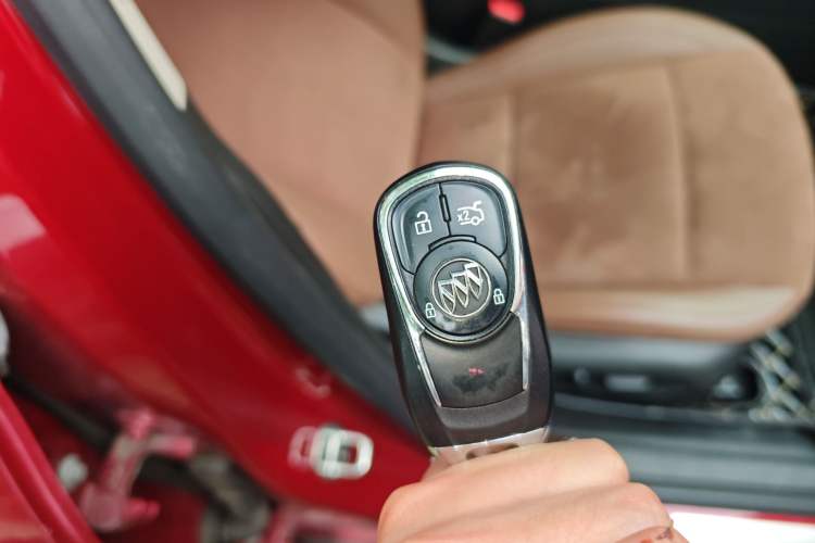 Used Buick Regal 2017 20T Luxury Model Vehicle Key