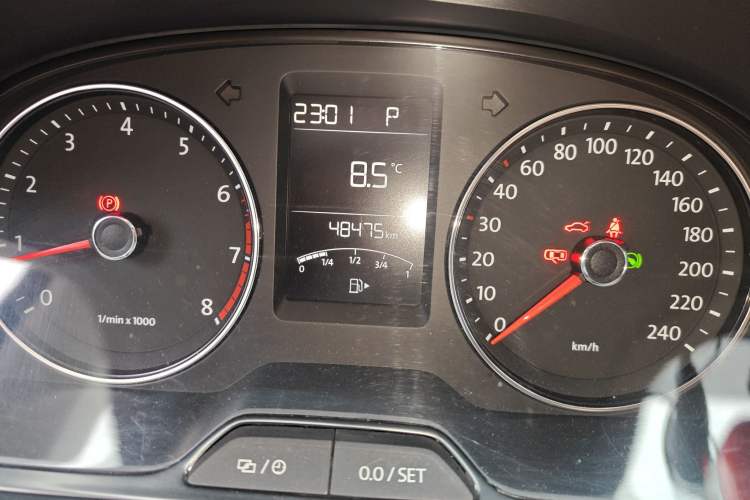 Used Volkswagen Gran Lavida 2014 1.6L Automatic Sport Edition
