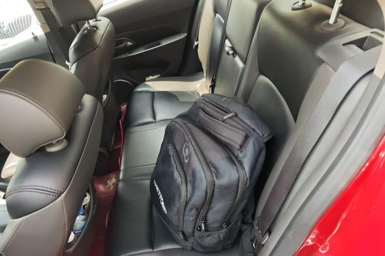 Used Chevrolet Cruze 2013 1.8L SE AT Left Rear Seat