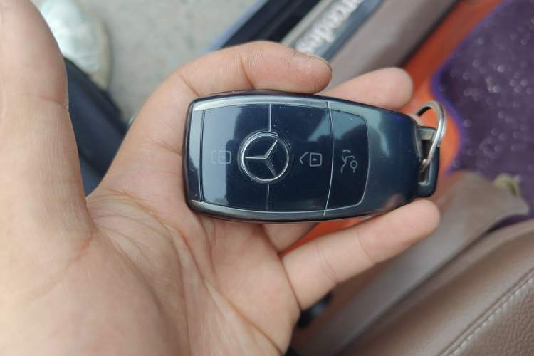 Used Mercedes-Benz E-Class 2019 Facelifted E 300 L Stylish Version
