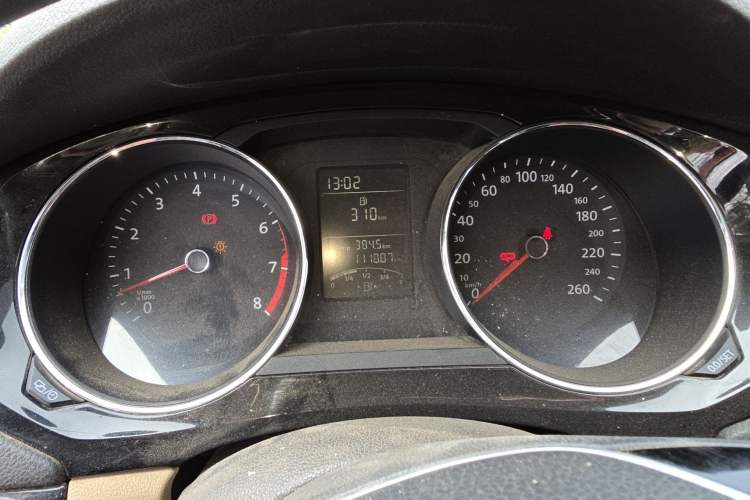 Used Volkswagen Sagitar 2015 1.6L Manual Comfort Model