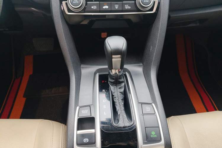 Used Honda Civic 2016 220TURBO CVT Luxury Edition
