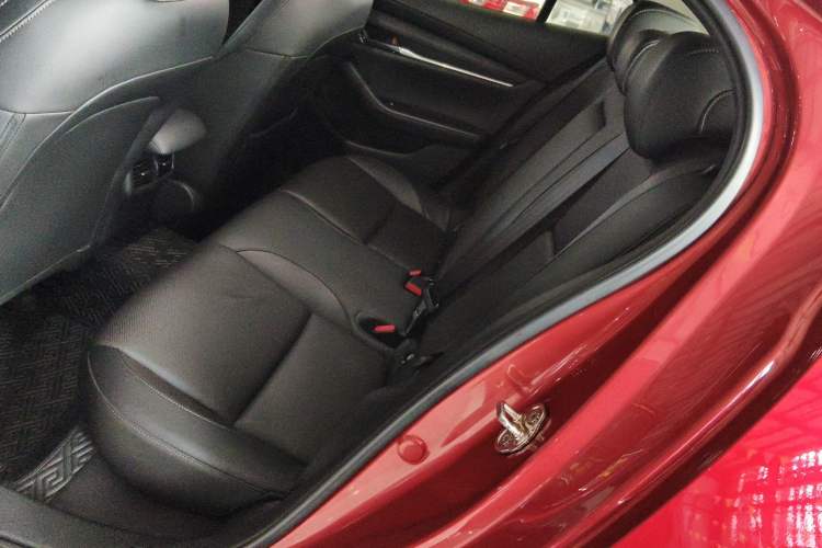 Used Mazda 3 Axela 2020 2.0L Automatic Zhiya Edition Left Rear Seat