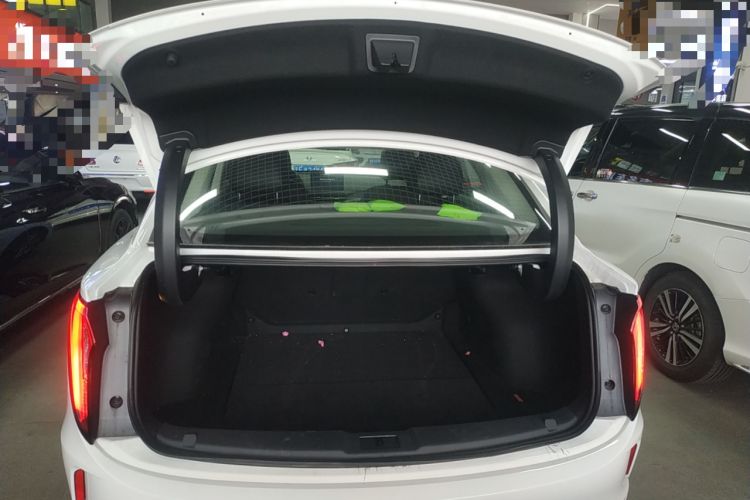 Used Hongqi E-QM5 2025 500km Range Commuter Version
