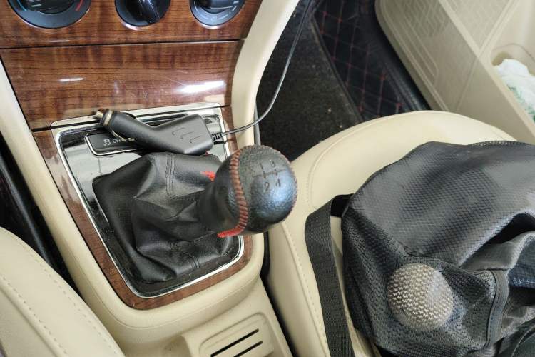 Used Volkswagen Lavida 2013 1.4TSI Manual Comfort Edition