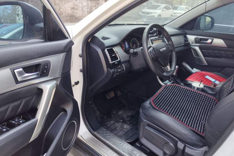 Used Haval H2 2016 Red-Label 1.5T Automatic Two-Wheel Drive Luxury Model