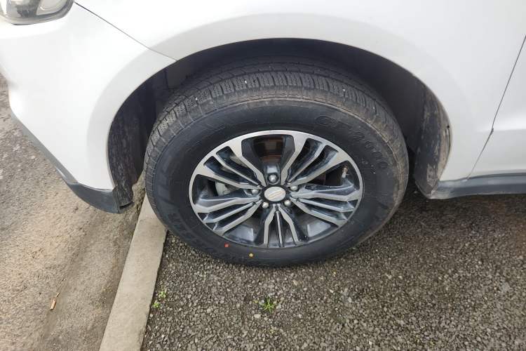 Used Geely Auto Vision X6 2018 1.8L Manual 4G Connect Luxury Edition