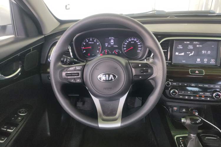 TDK.VehicleDetails.img